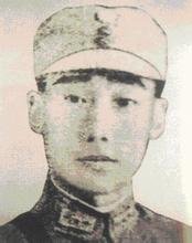 ��ü��,1905��3�������F��ʡ���x�h����1923��,��ü�������F��ʡ��ˮ�h����܊У��1926�꿼���S��܊У��5�ڲ����������I(y��)��Ͷ������,1937��������׃���l(f��)�󣬄�ü���S����Ⱥ��Ͽ���Ԯ��13܊������܊��;����ƽ�����T�^�ϕr������܊�u���ֵܲ������ü����(d��ng)�C�����ʲ����Ԯ���H��ǰ��ꇵ�ָ�]����(zh��n)����K�����܊��10��28���賿����ü�����ڵ�85���⵽��܊�����ړ�����ǰ��ꇵ�ָ�]�Ą�ü�����ұ���܊�ڏ���,���Ҡ�������������׷ٛ�܊�ٌ���