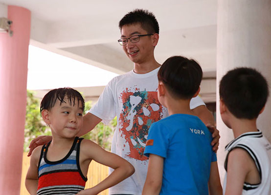 ���ݴ�W(xu��)��֪�Ľ�㡱�������(hu��)��(sh��)�`�(du��)���㽭�������_չ֧�̻��(d��ng)���鮔(d��ng)?sh��)��l(xi��ng)����С�W(xu��)���ռ��W��ƥ�˽������D��־Ը��ٝ�S���ӂ���