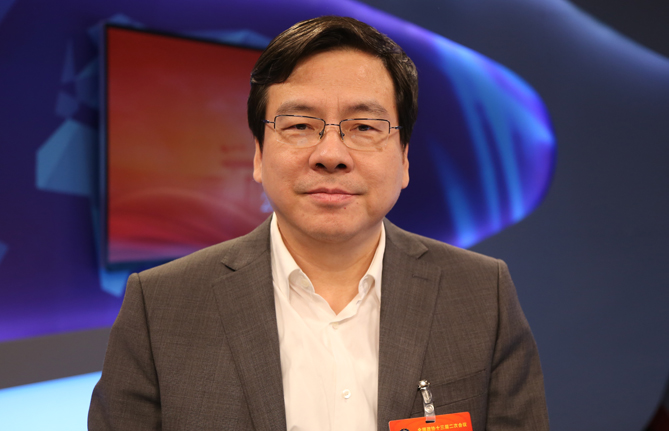 全國(guó)政協(xié)委員、湖南省政協(xié)副主席張?。杭ぐl(fā)民營(yíng)經(jīng)濟(jì)發(fā)展新動(dòng)能