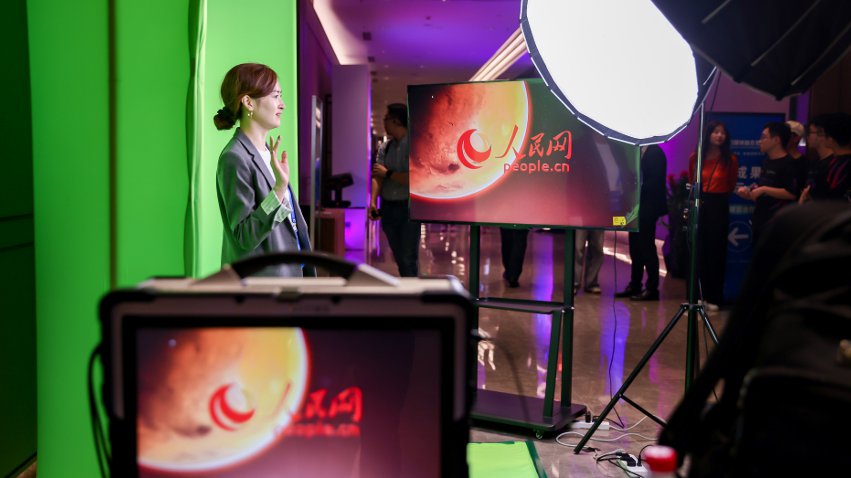 隨幻虛擬直播工作站體驗區(qū)。主辦方供圖